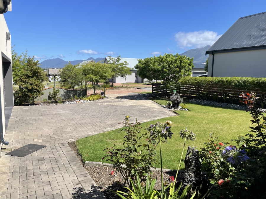 3 Bedroom Property for Sale in Blue Mountain Village Western Cape